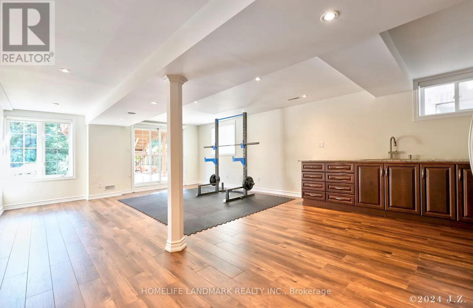 57 CASTLEGLEN BOULEVARD