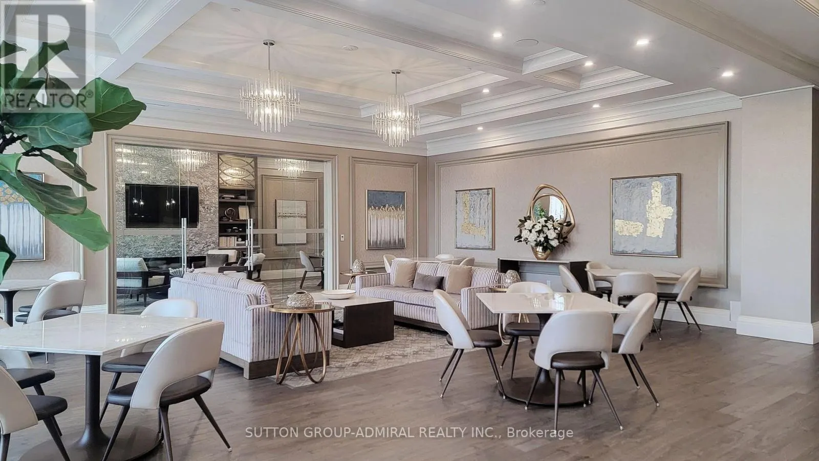 716 - 10 GATINEAU DRIVE