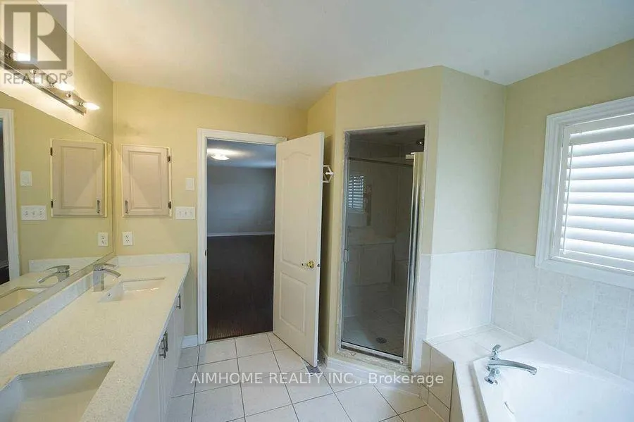 31 MARBLE BRIDGE DRIVE