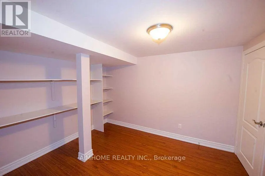 31 MARBLE BRIDGE DRIVE