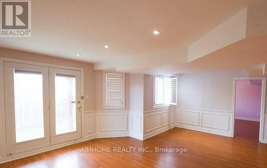 31 MARBLE BRIDGE DRIVE