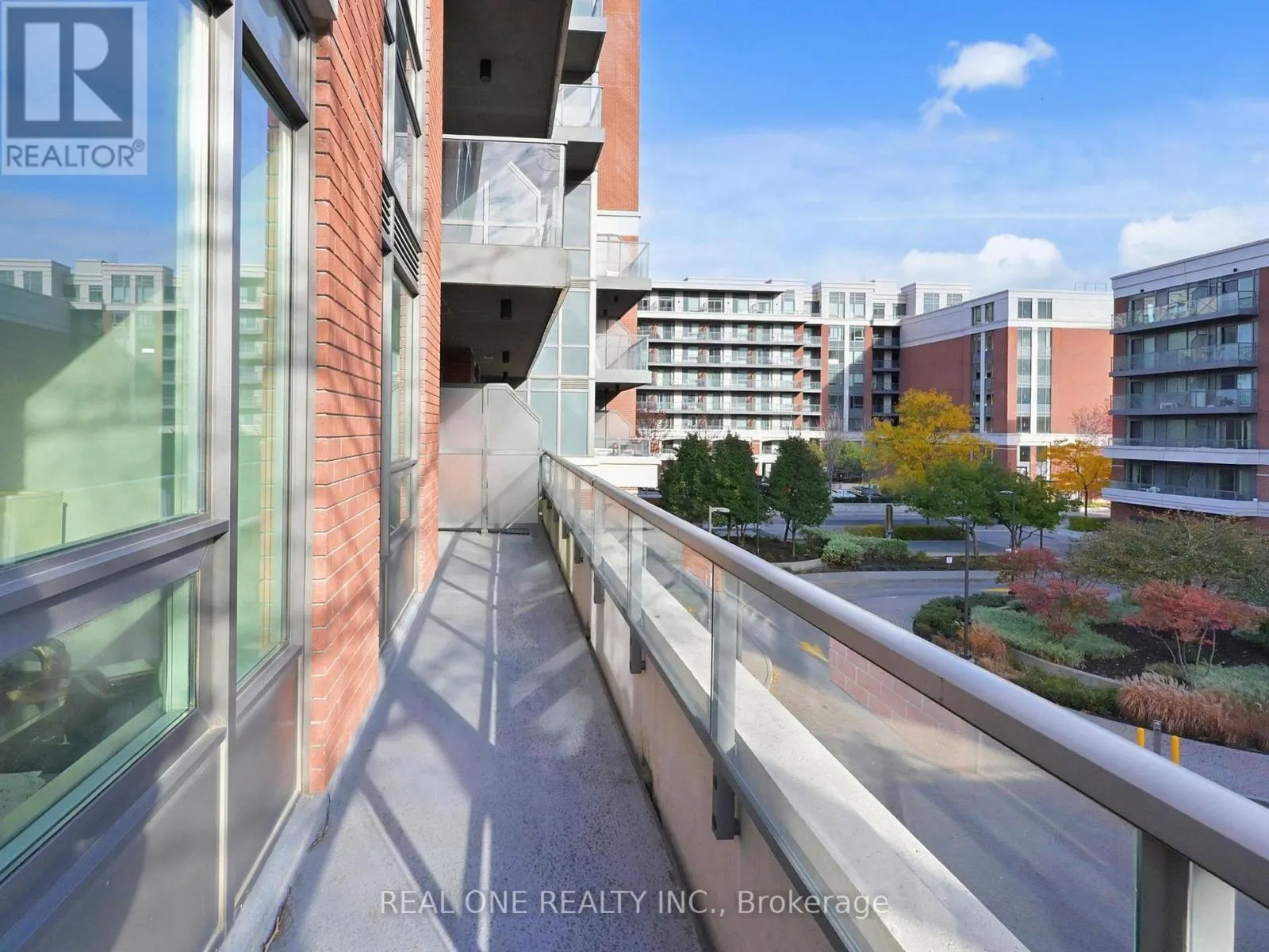 #306 - 1 UPTOWN DRIVE