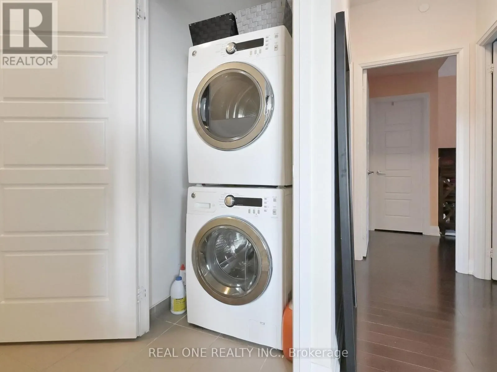 #306 - 1 UPTOWN DRIVE