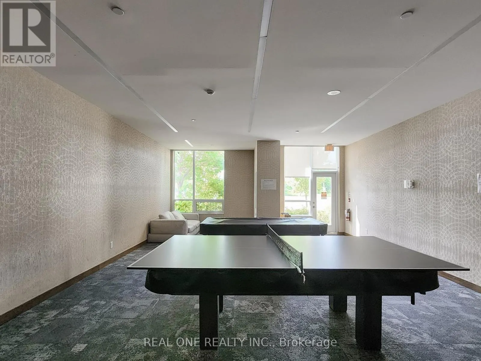 #306 - 1 UPTOWN DRIVE