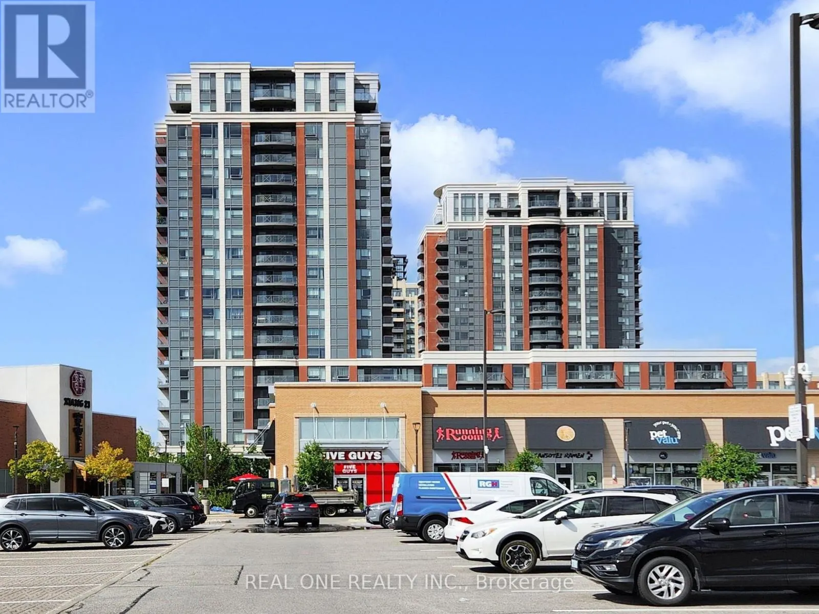 #306 - 1 UPTOWN DRIVE