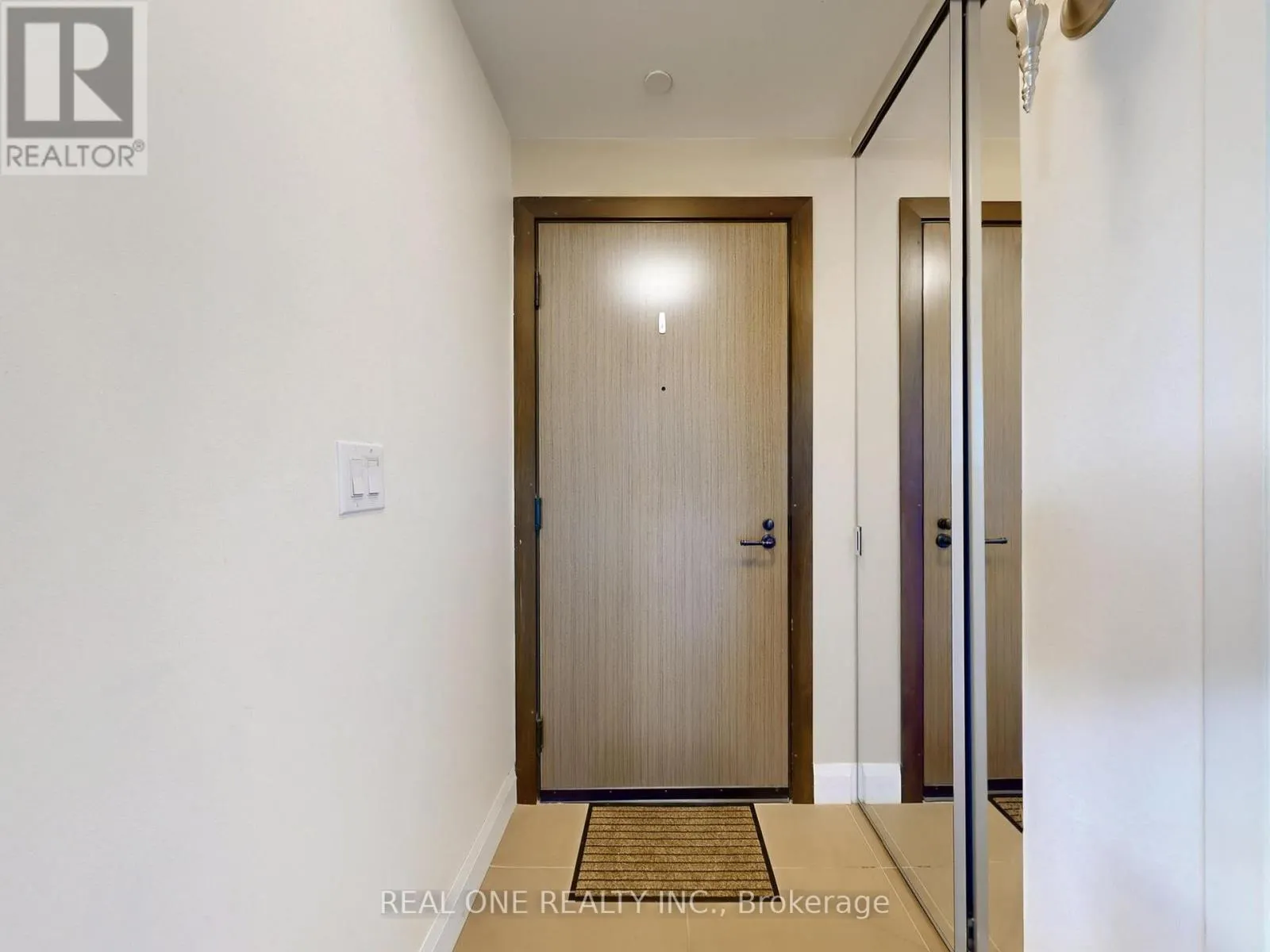 #306 - 1 UPTOWN DRIVE