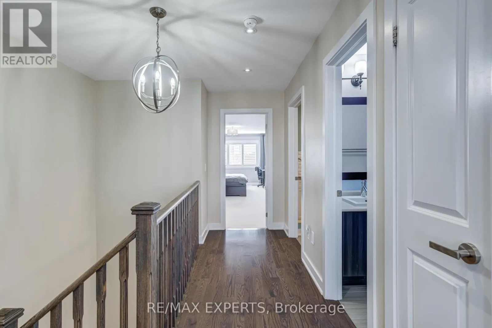 10 HELLIWELL CRESCENT