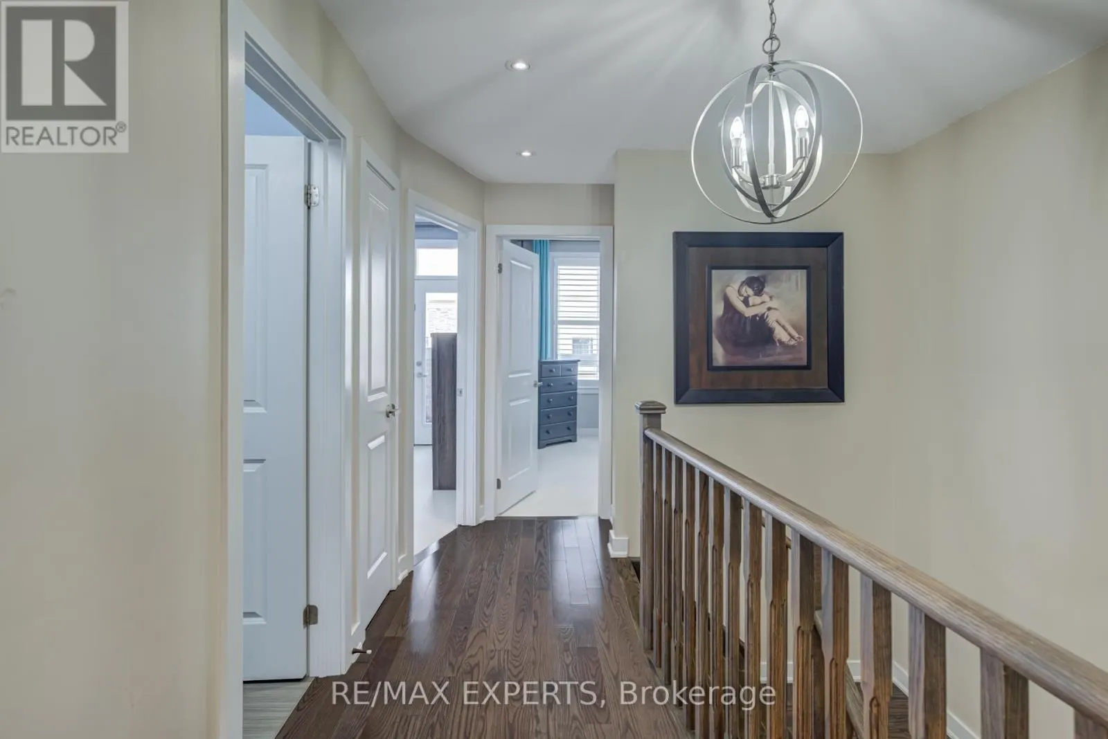 10 HELLIWELL CRESCENT