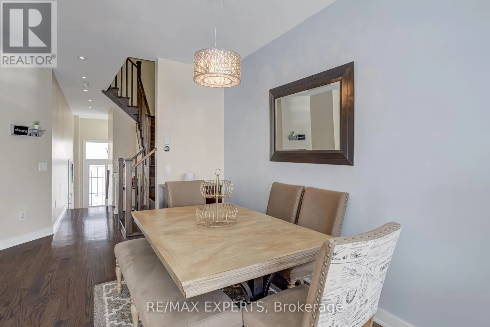 10 HELLIWELL CRESCENT