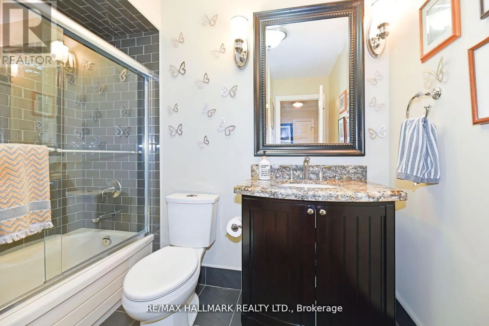 105 - 333 CLARK AVENUE