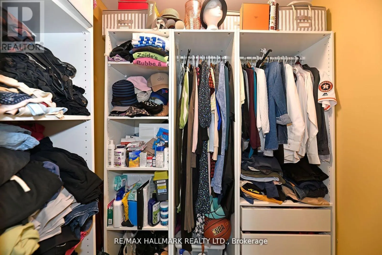 105 - 333 CLARK AVENUE