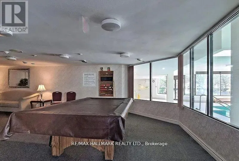 105 - 333 CLARK AVENUE