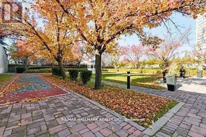 105 - 333 CLARK AVENUE