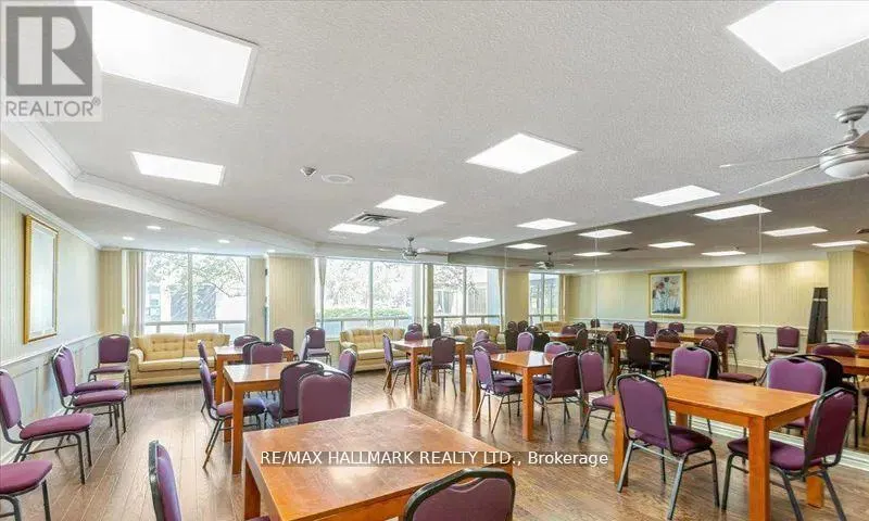 105 - 333 CLARK AVENUE