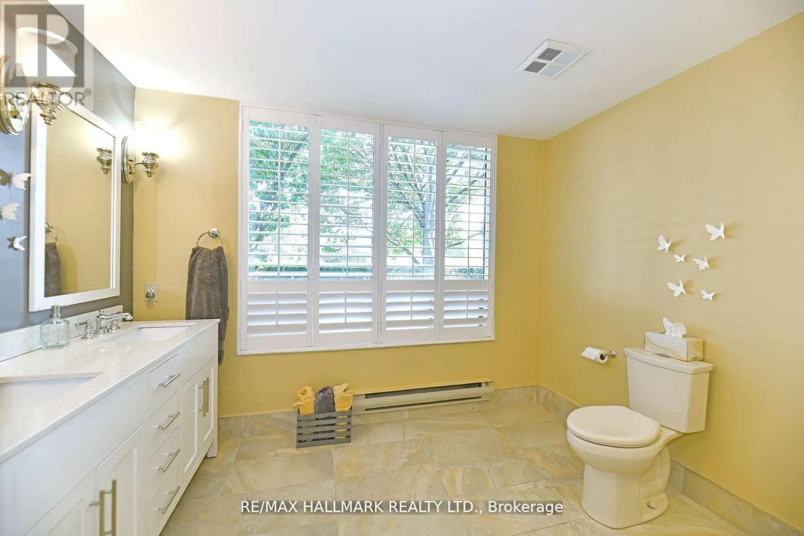 105 - 333 CLARK AVENUE