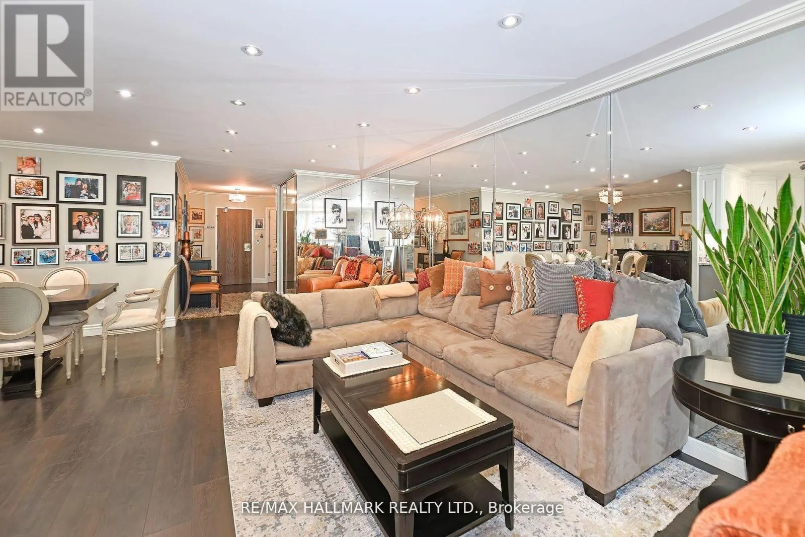 105 - 333 CLARK AVENUE