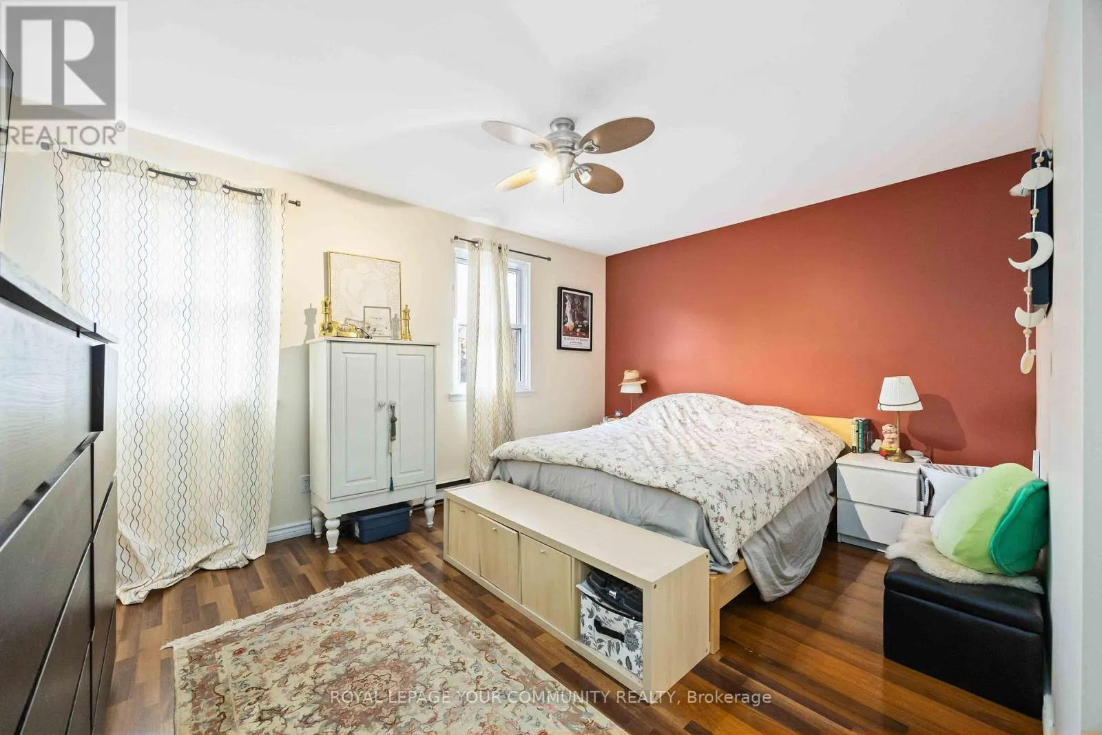 22 PORTERFIELD CRESCENT