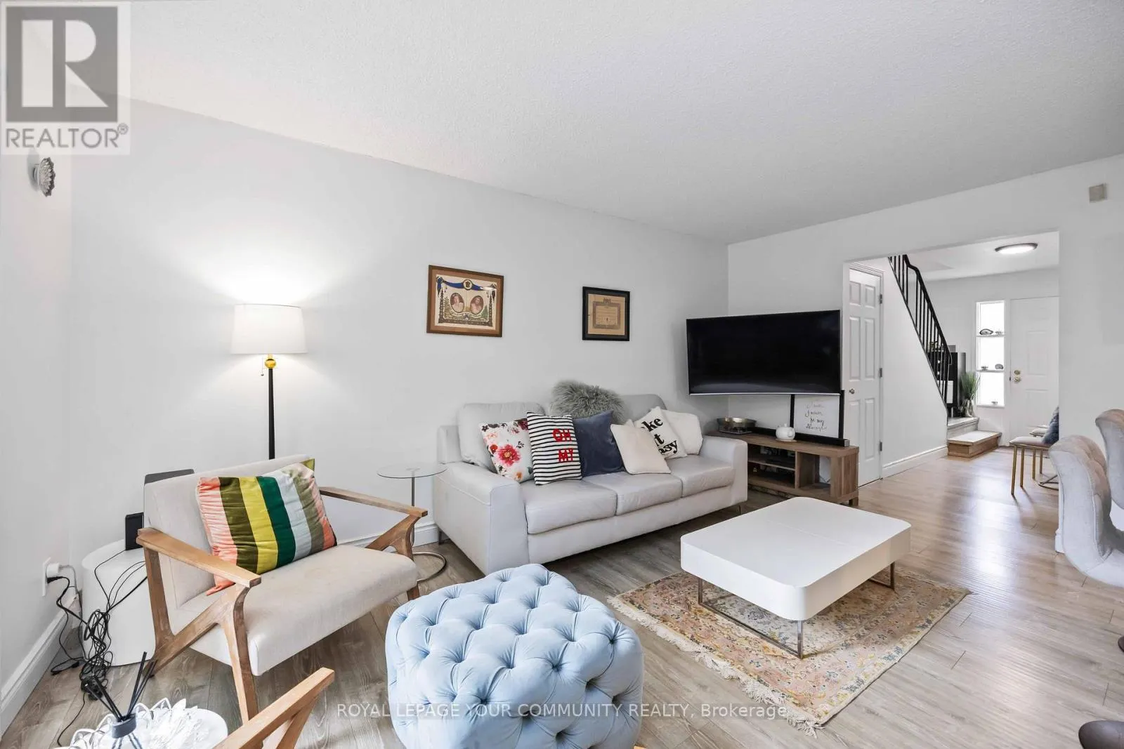 22 PORTERFIELD CRESCENT