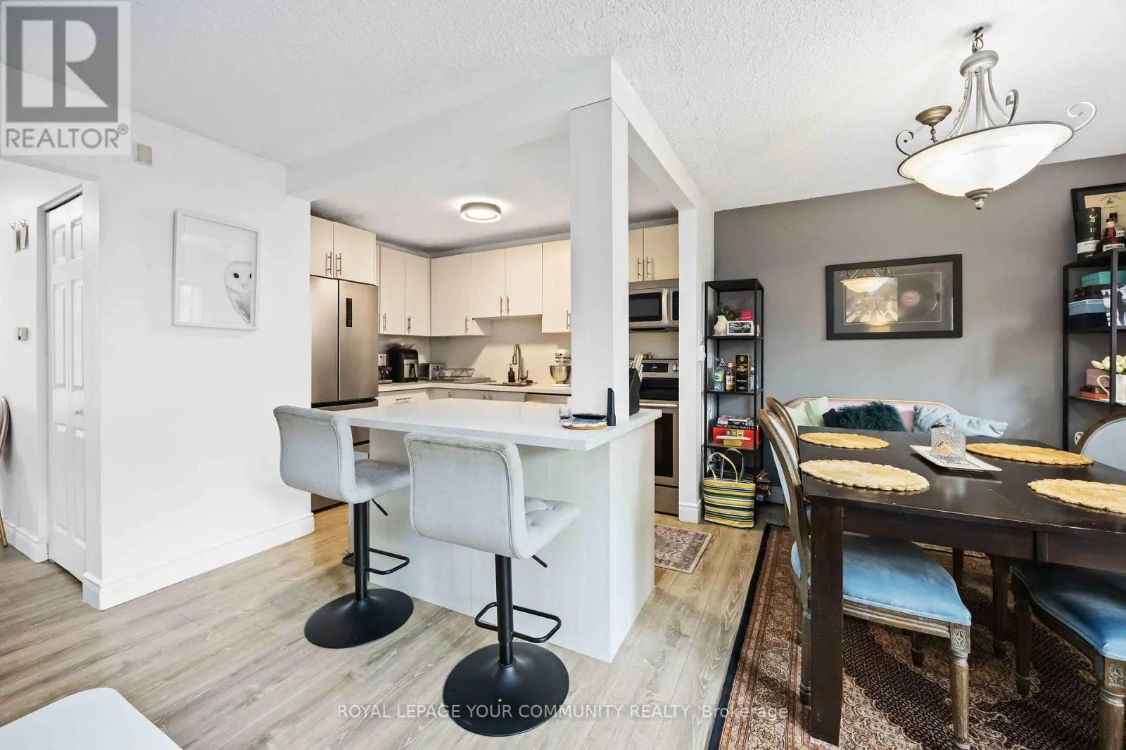 22 PORTERFIELD CRESCENT