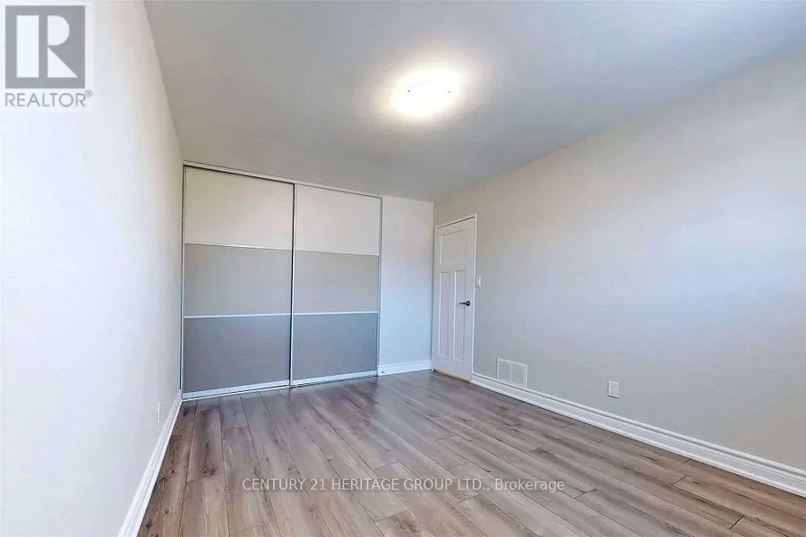 MAIN - 765 GREENFIELD CRESCENT