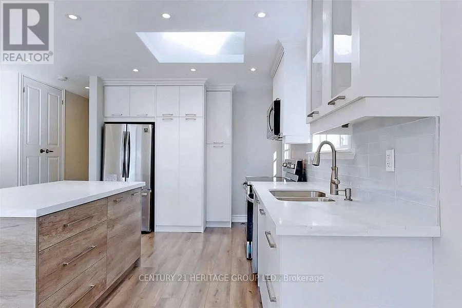 MAIN - 765 GREENFIELD CRESCENT