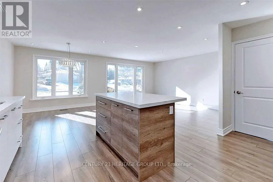 MAIN - 765 GREENFIELD CRESCENT