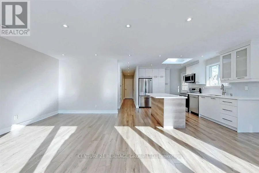 MAIN - 765 GREENFIELD CRESCENT