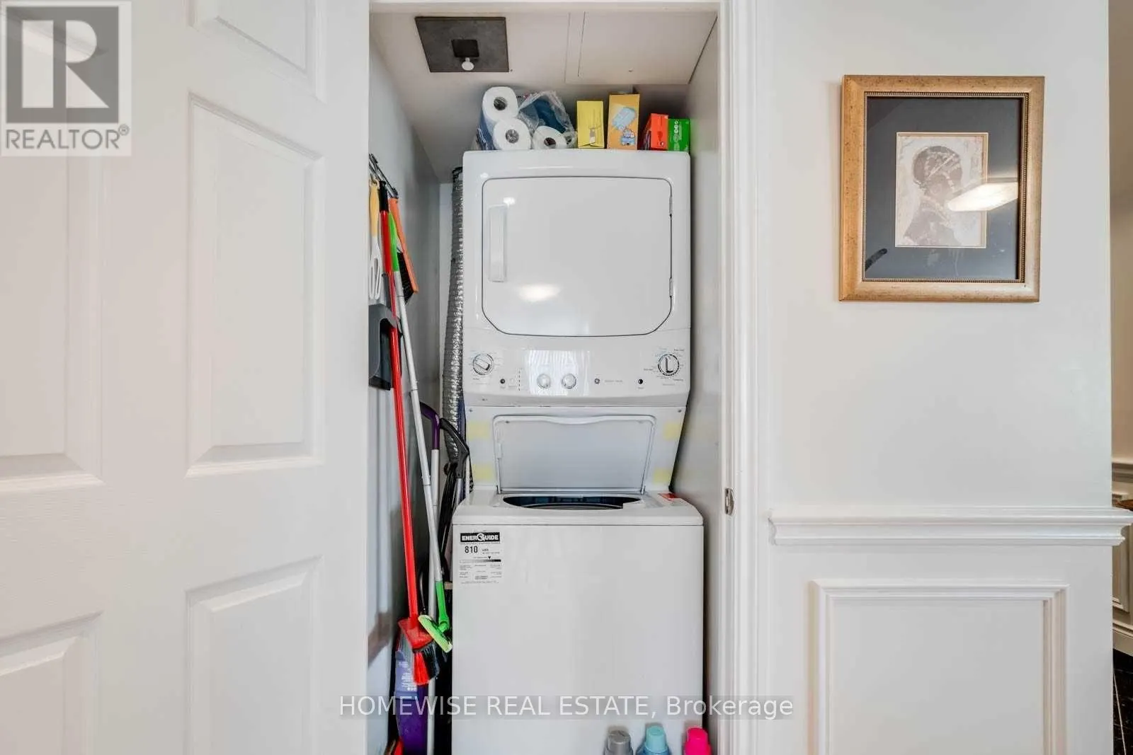 212 - 130 POND DRIVE