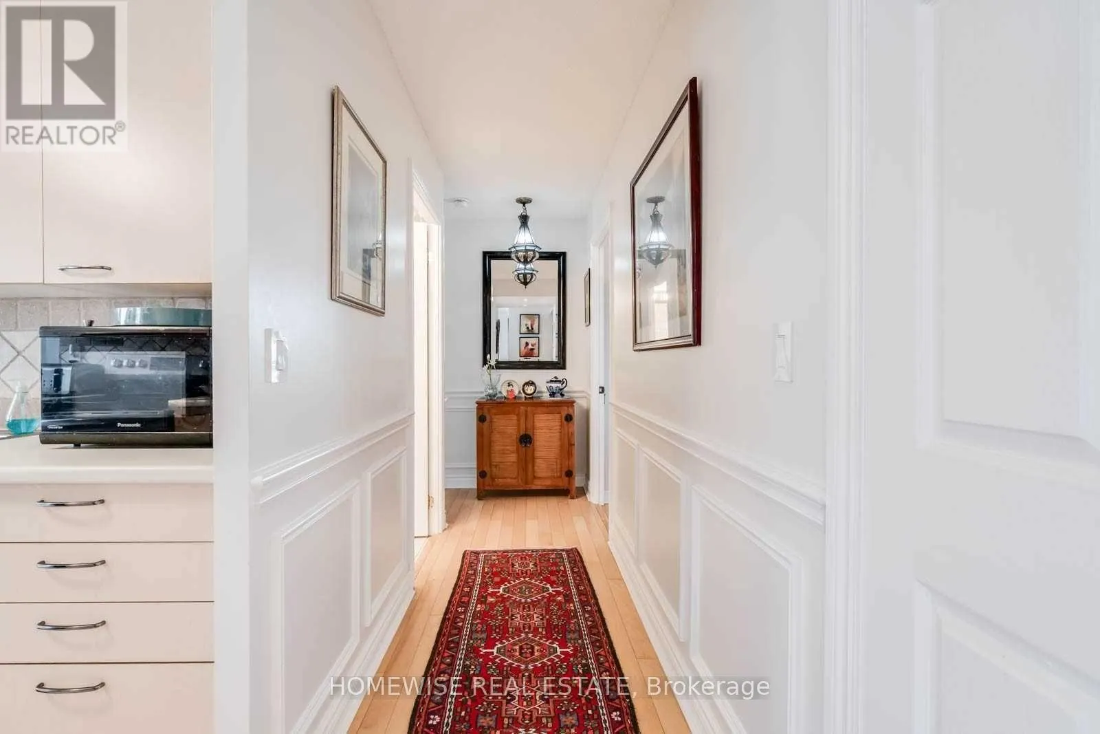 212 - 130 POND DRIVE