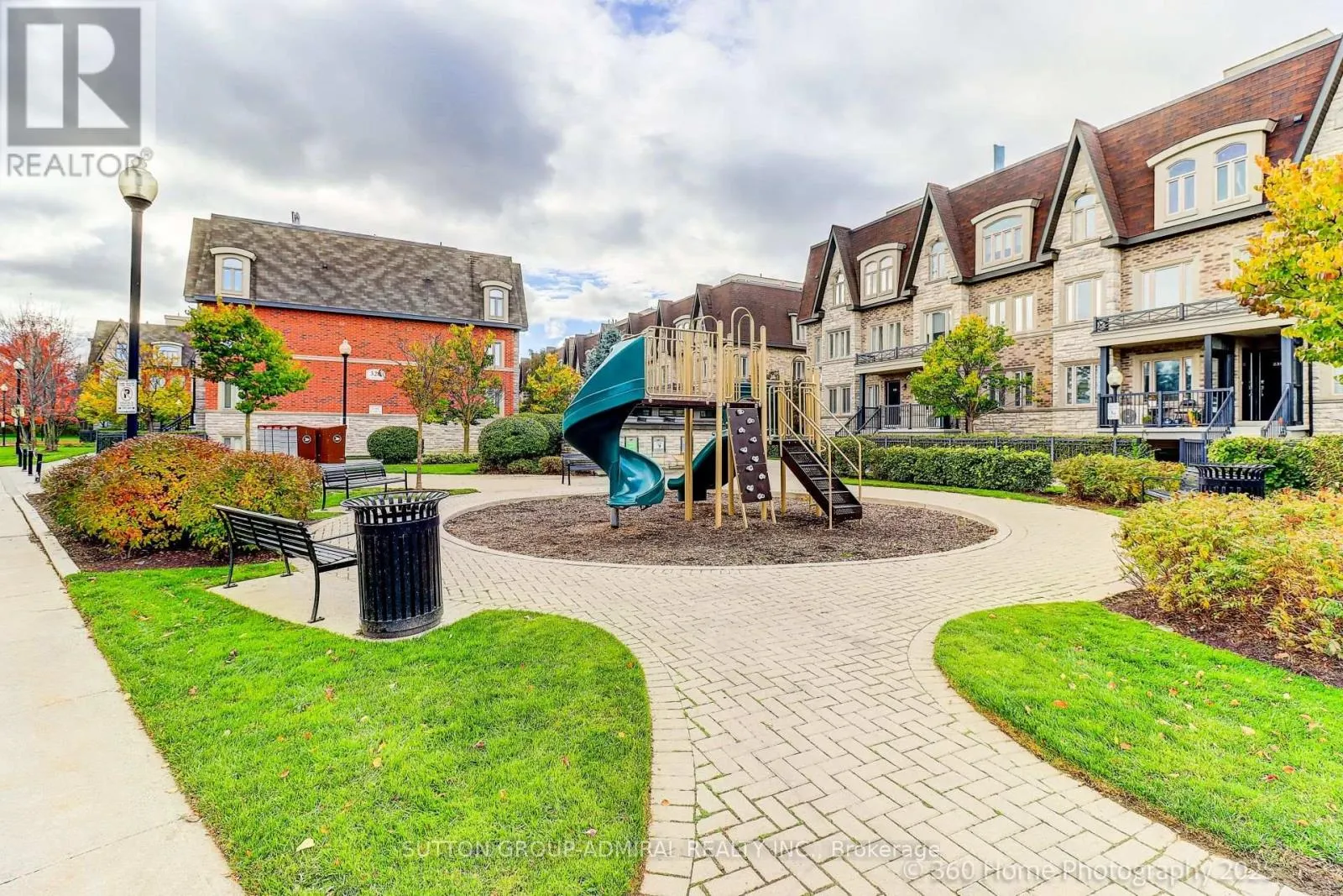 143 - 326 JOHN STREET