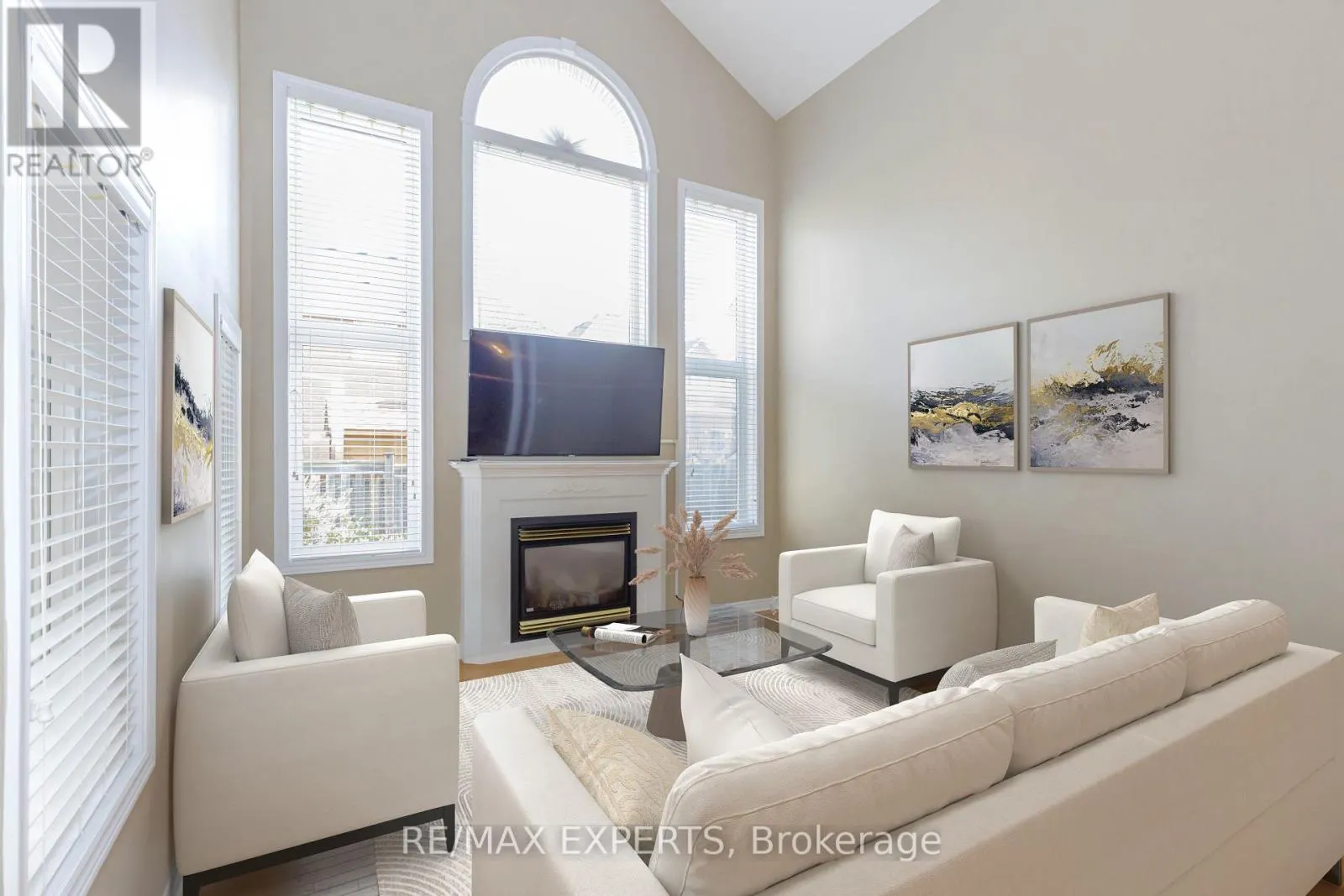 150 SAINT NICHOLAS CRESCENT