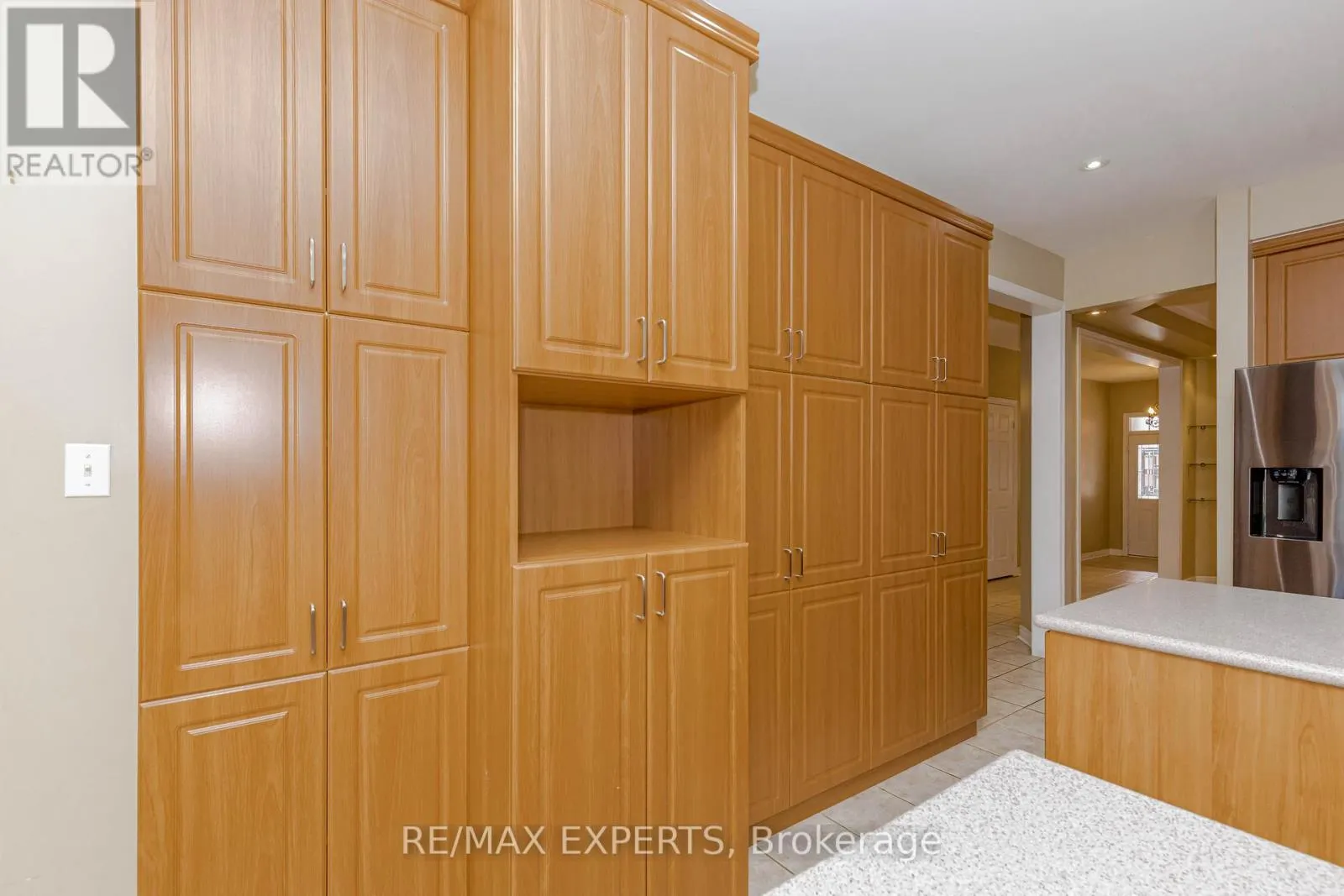 150 SAINT NICHOLAS CRESCENT