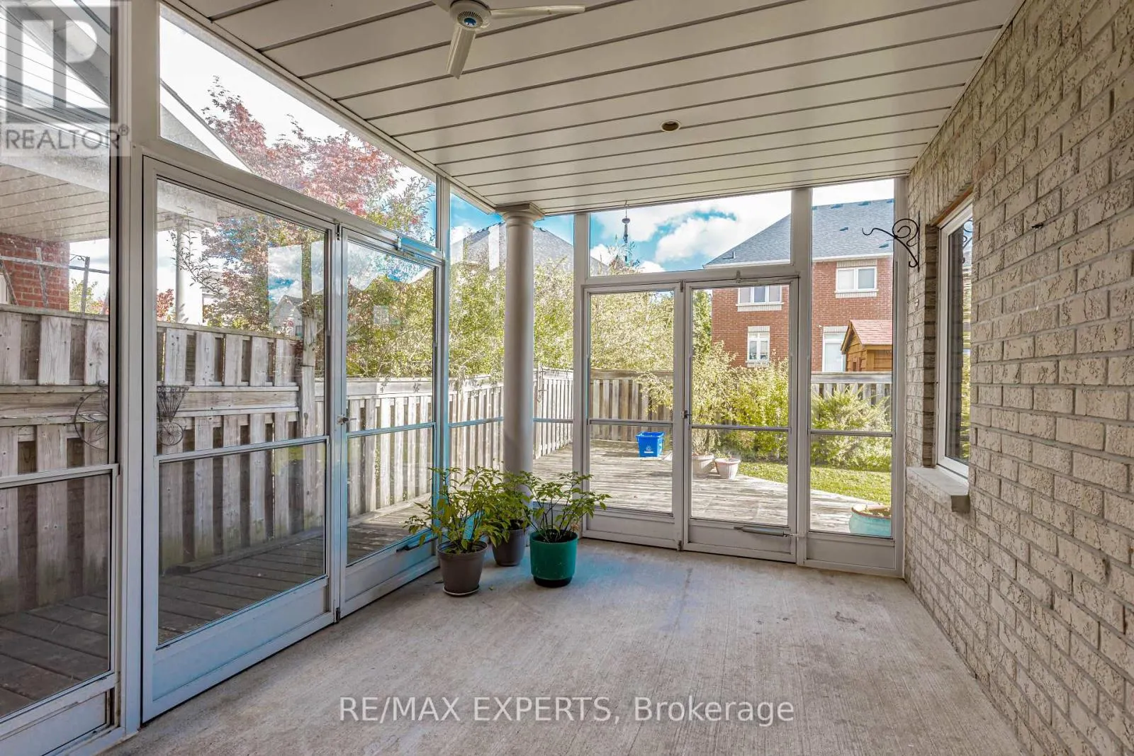 150 SAINT NICHOLAS CRESCENT