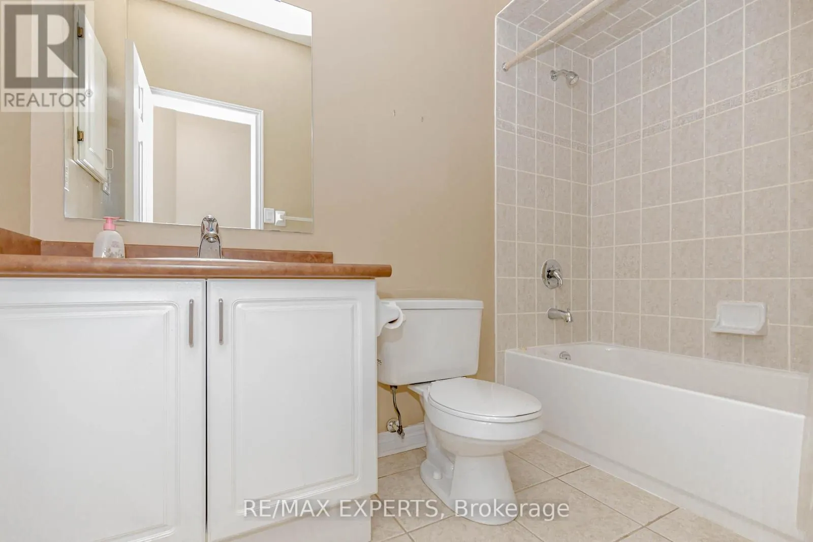 150 SAINT NICHOLAS CRESCENT