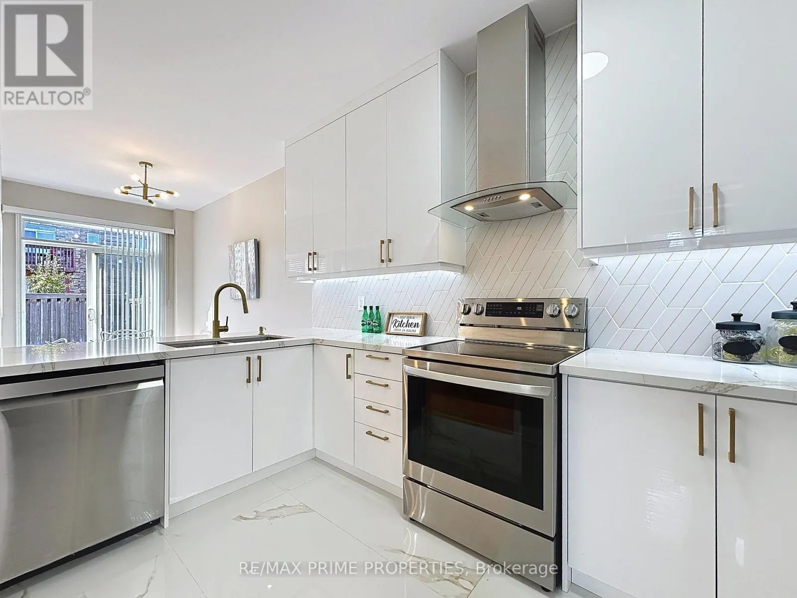 117 BIG HILL CRESCENT