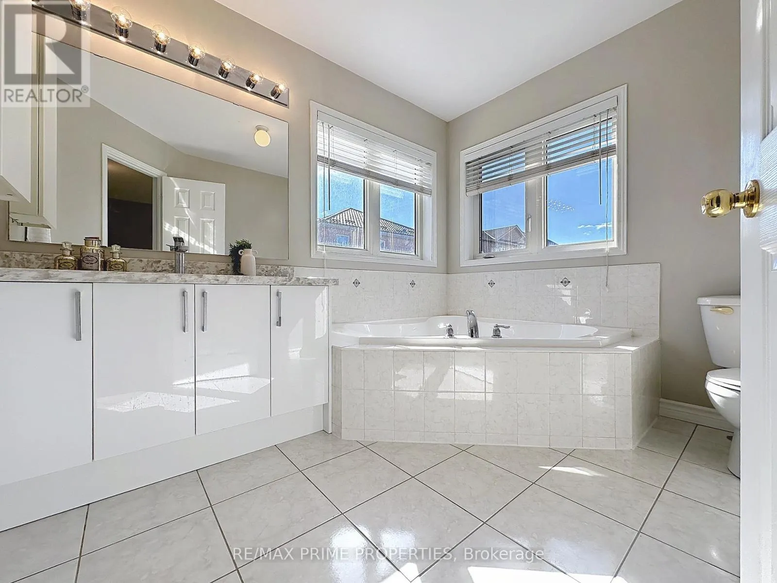 117 BIG HILL CRESCENT