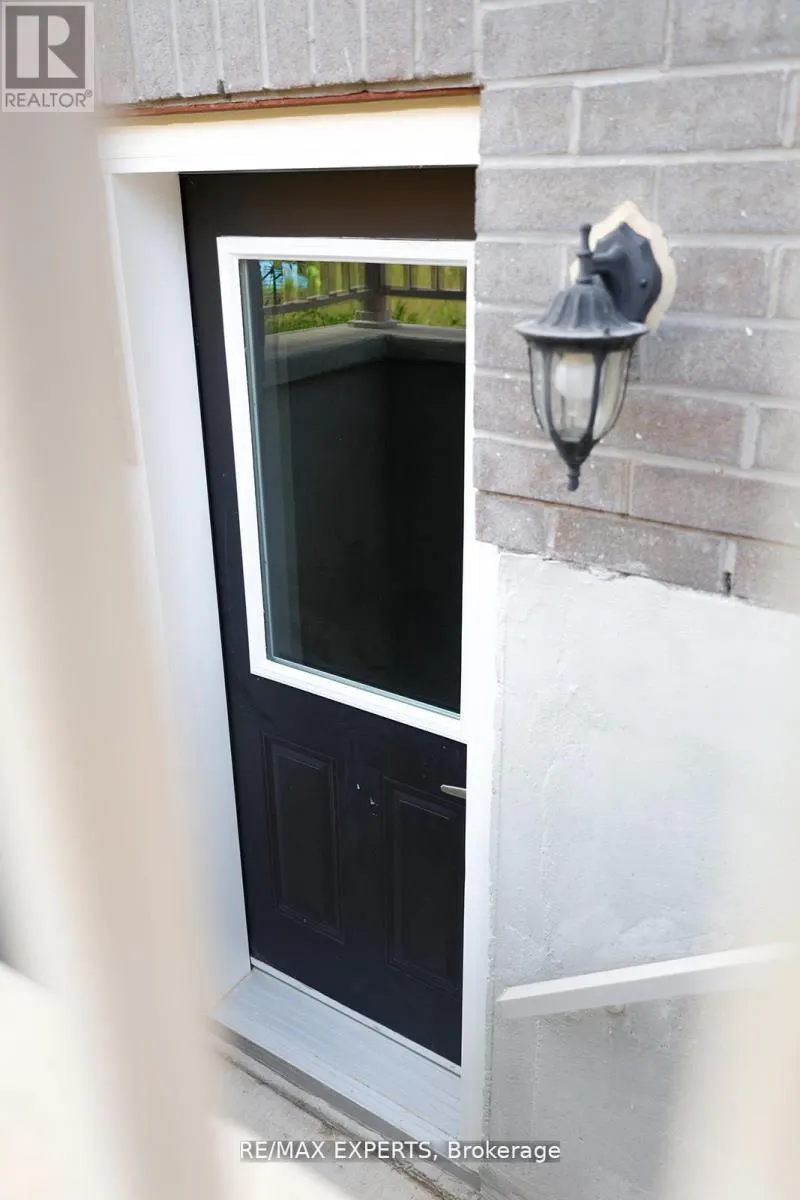 LOWER - 1343 HARRINGTON STREET