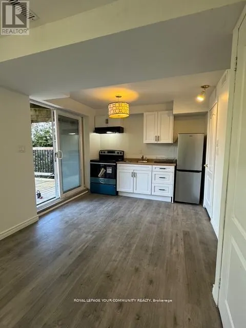 47 CHISWICK CRESCENT