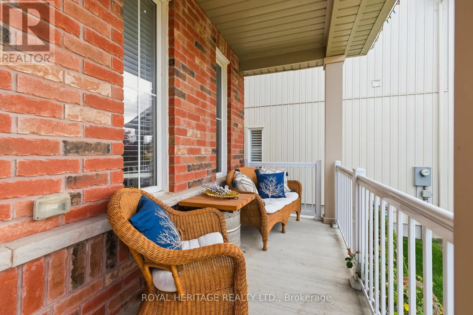 7 SUNDERLAND MEADOWS DRIVE