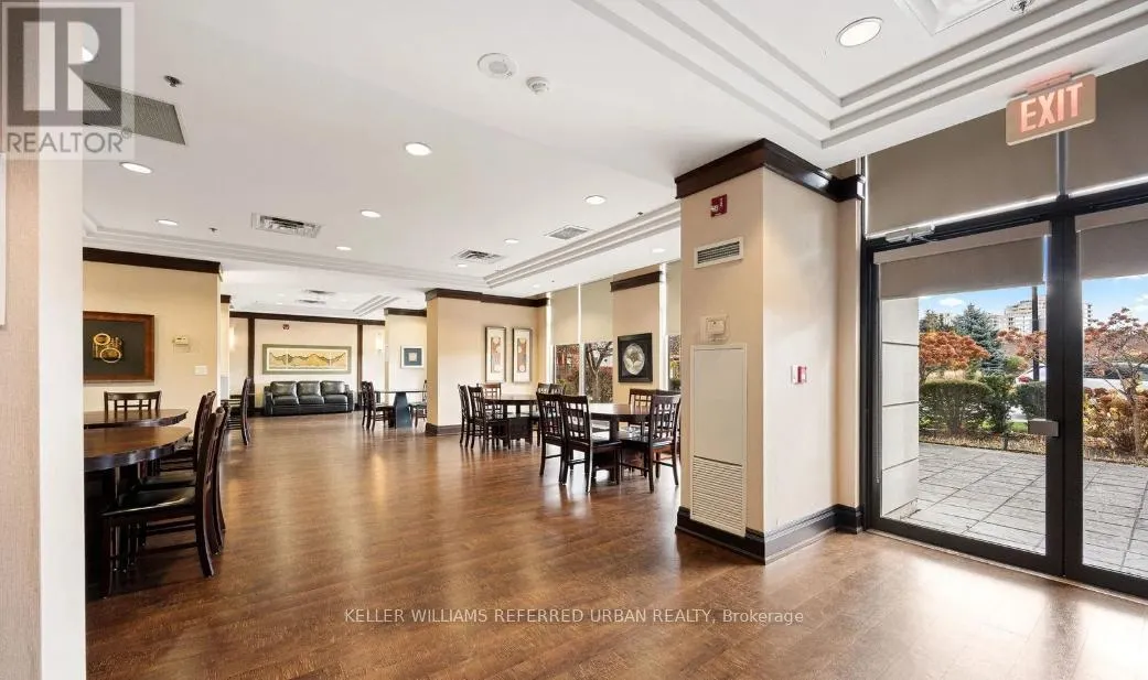 409 - 18 HARDING BOULEVARD