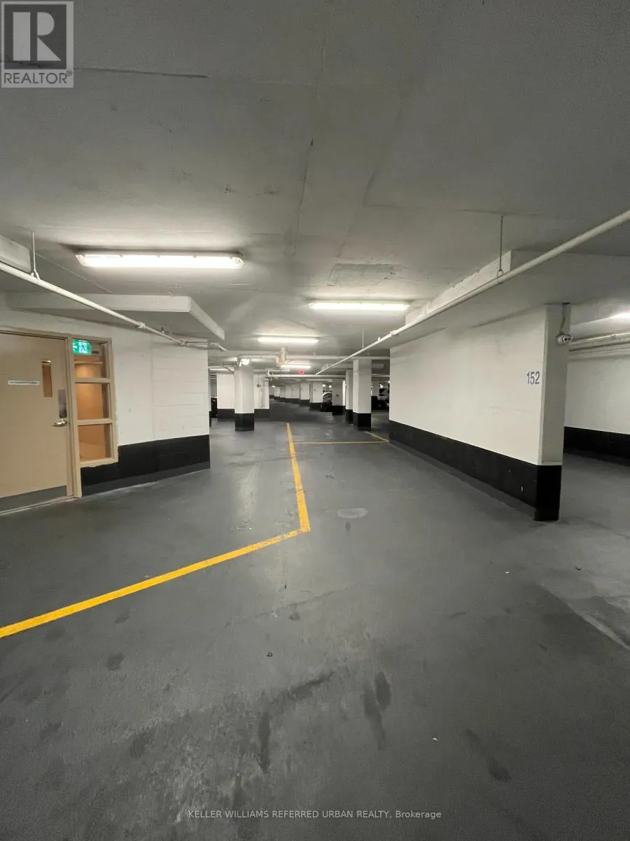 409 - 18 HARDING BOULEVARD