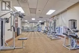 910 - 18 HARDING BOULEVARD