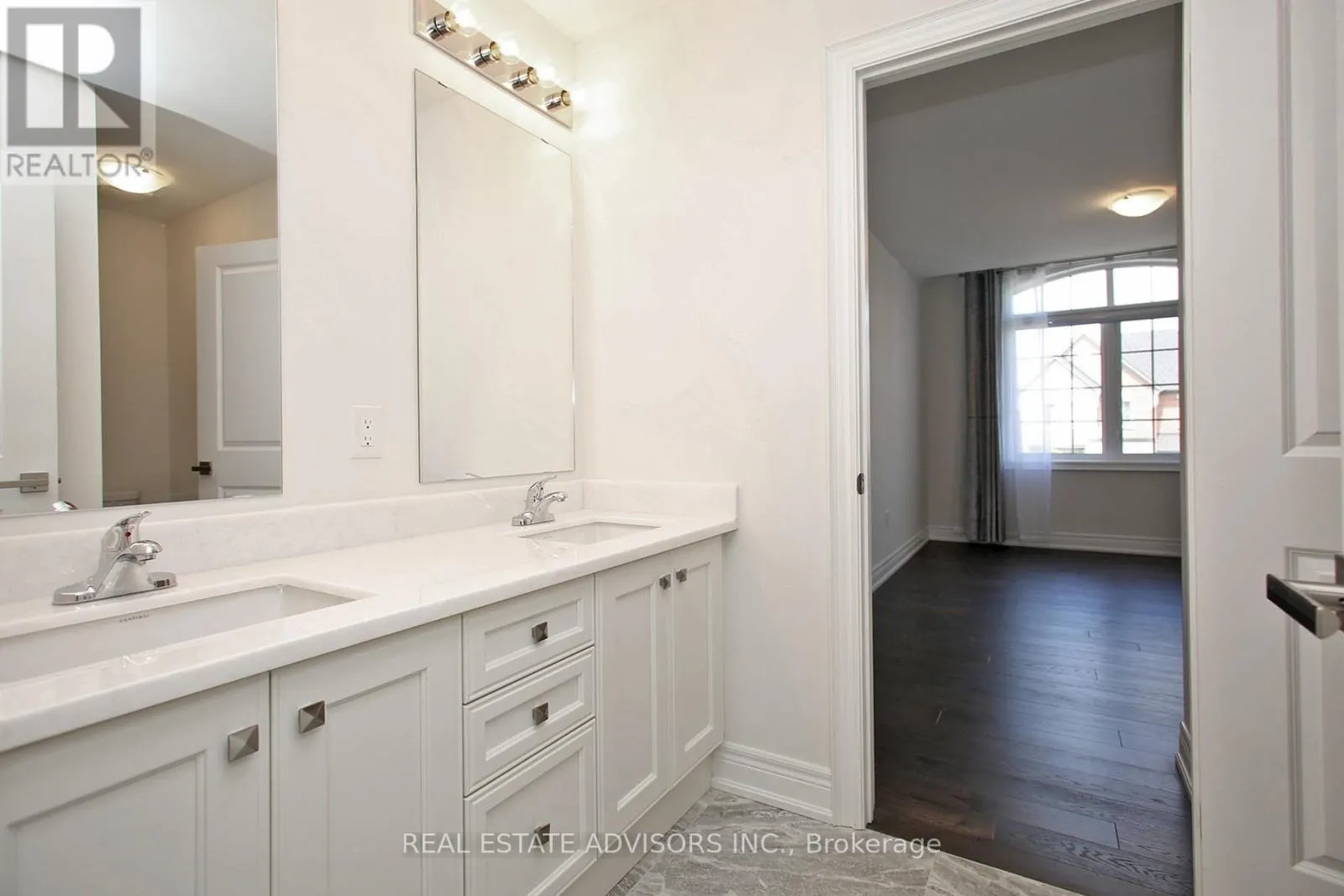 289 BEN SINCLAIR AVENUE