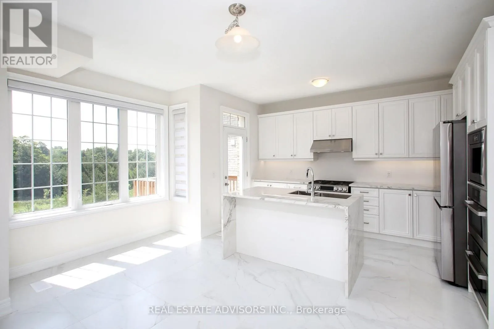 289 BEN SINCLAIR AVENUE