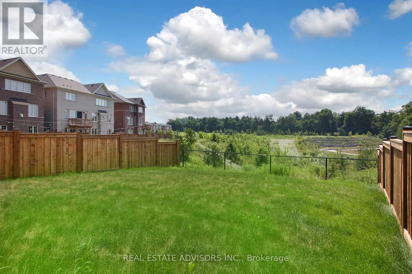 289 BEN SINCLAIR AVENUE