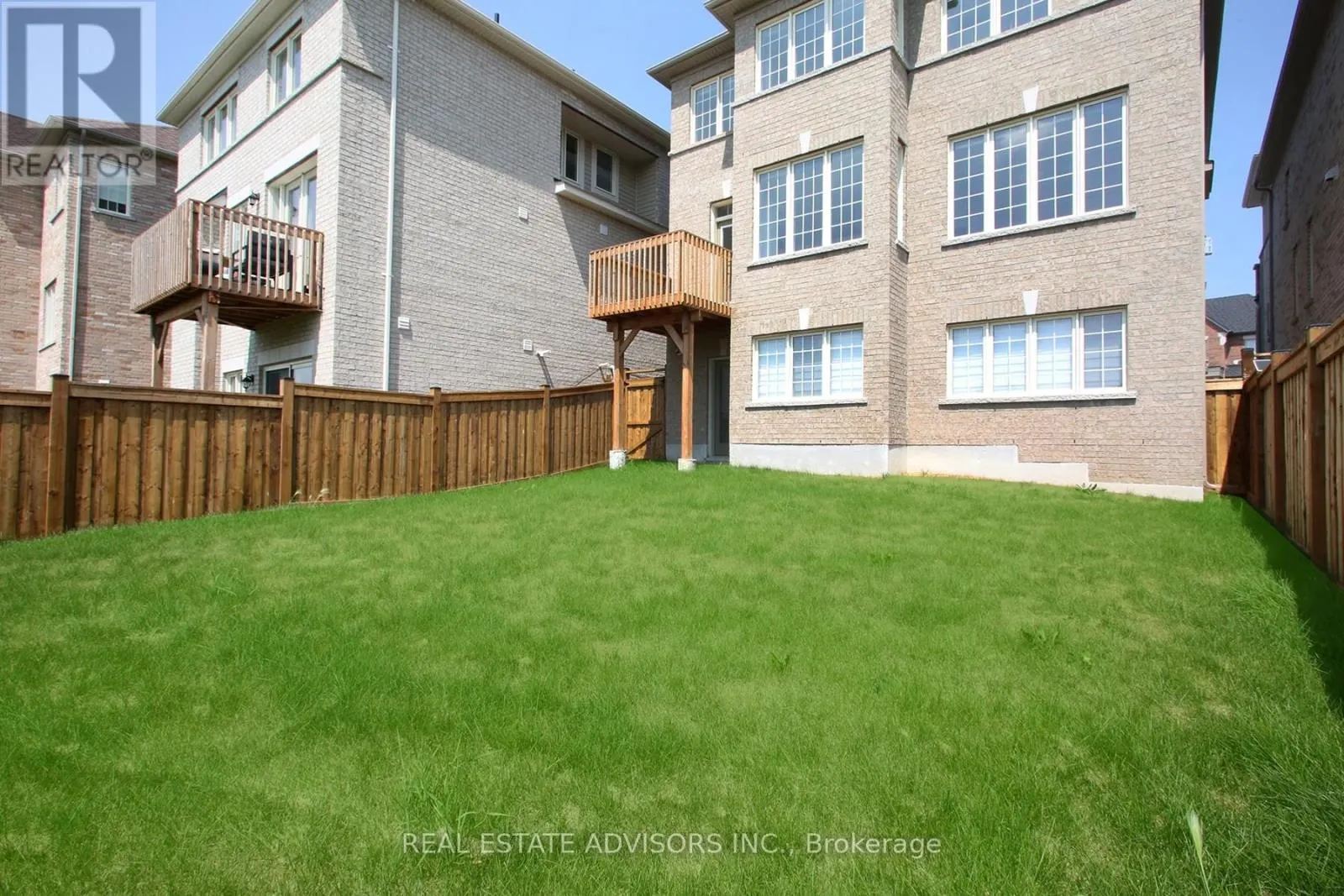 289 BEN SINCLAIR AVENUE