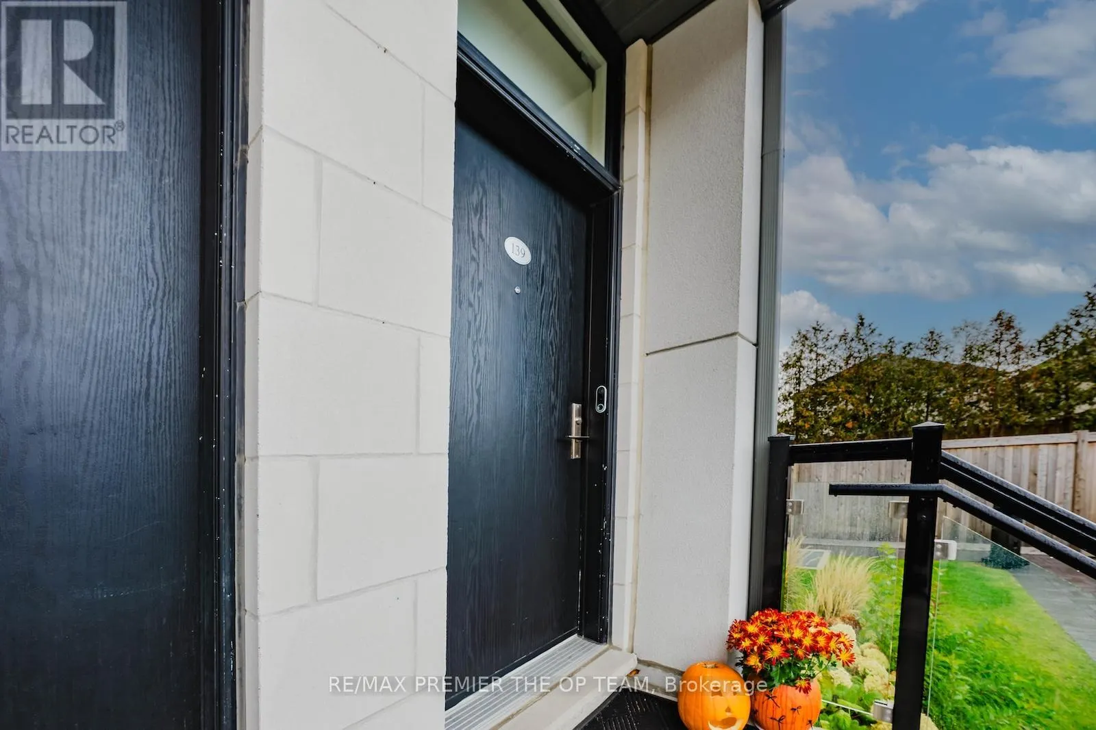 139 - 9580 ISLINGTON AVENUE