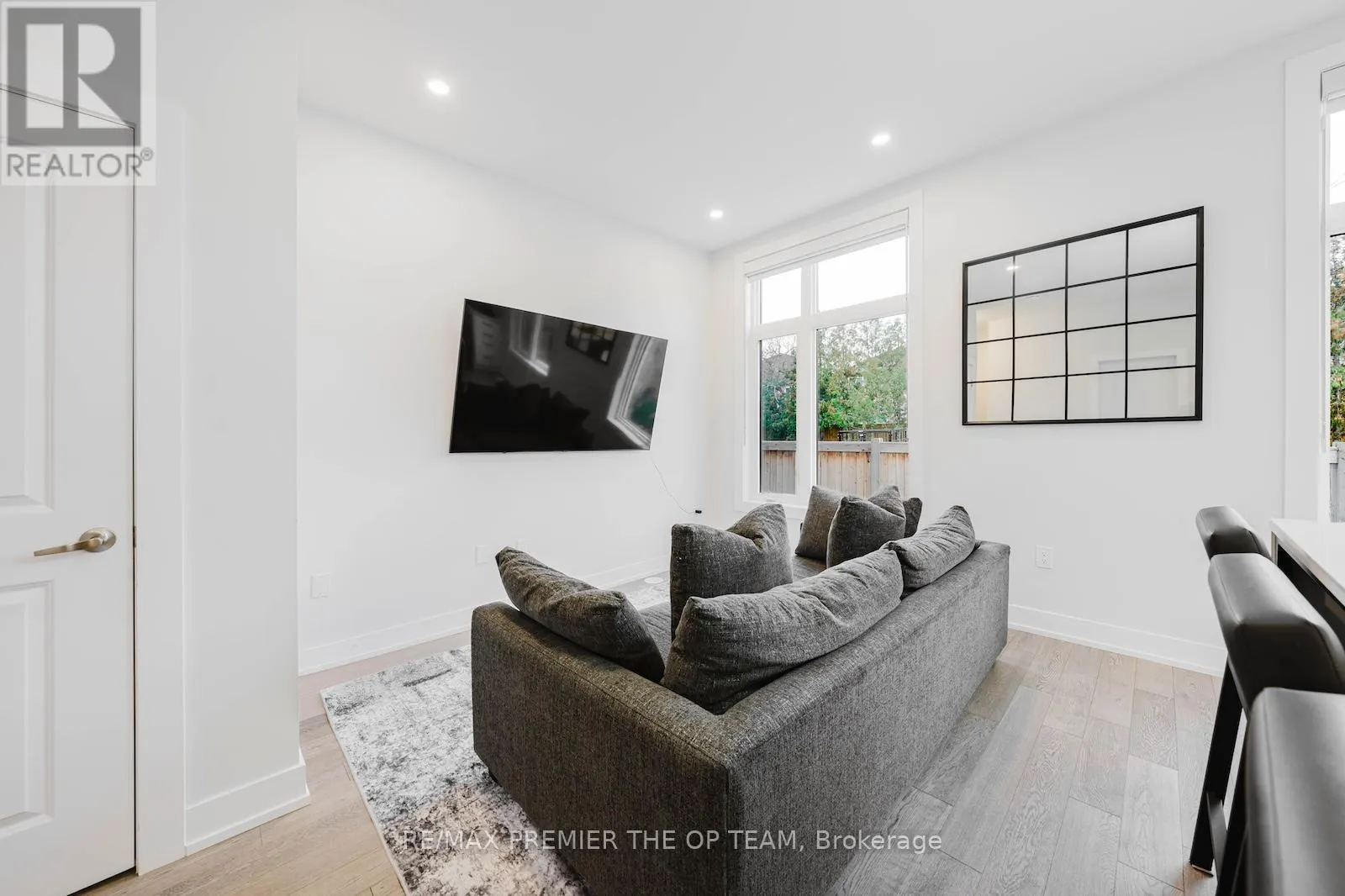 139 - 9580 ISLINGTON AVENUE