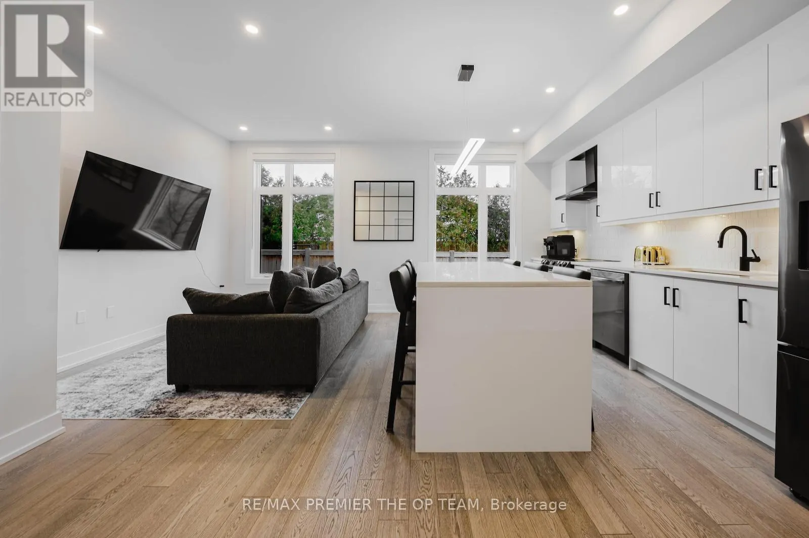 139 - 9580 ISLINGTON AVENUE