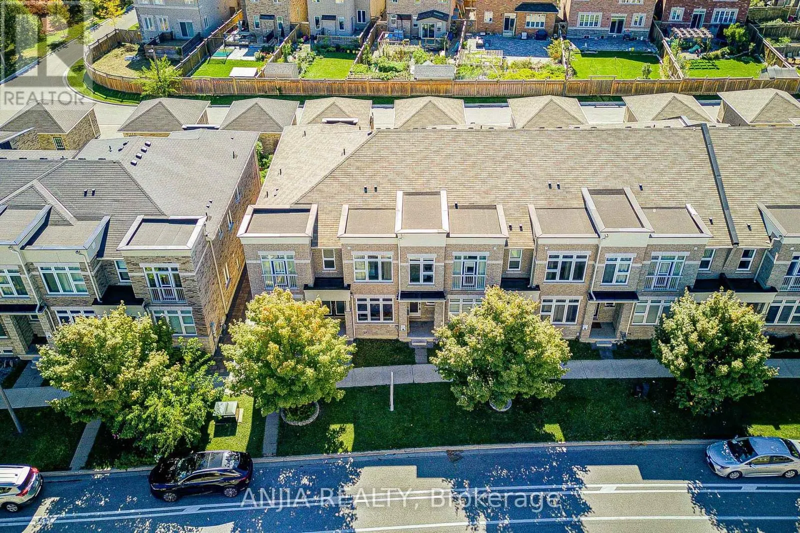 229 SOUTH UNIONVILLE AVENUE